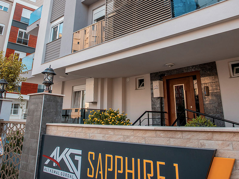 Sapphire 1